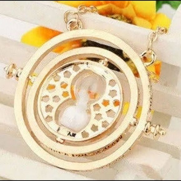 24K Gold Plated Harry Potter Hermione Time Turner White Sand Hourglass Necklace - Picture 3 of 5